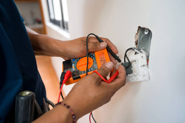 Best Commercial Electrician Services  in Riverside, CT
